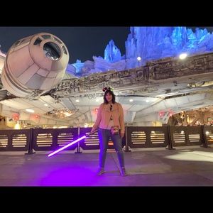 Meet your Posher, Charee